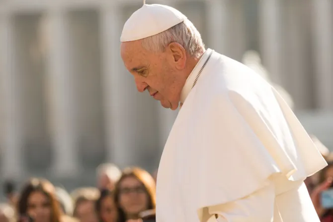 El Papa reprocha al mundo que aparte la mirada ante el martirio de cristianos