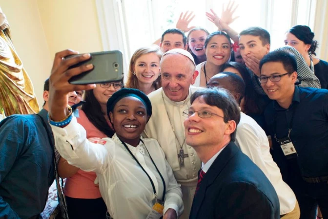 FOTOS: Así fue el almuerzo del Papa Francisco con jóvenes en JMJ Cracovia