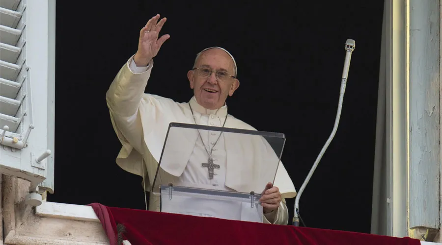 El Papa Francisco durante el rezo del Regina Coeli. Foto: Vatican Media
