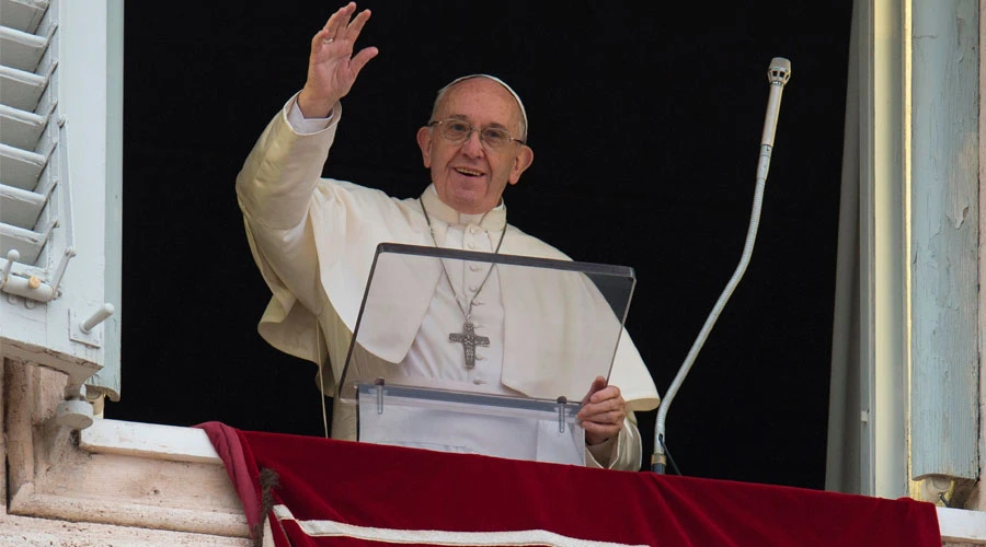 El Santo Padre durante el rezo del Ángelus. Foto: Vatican Media?w=200&h=150