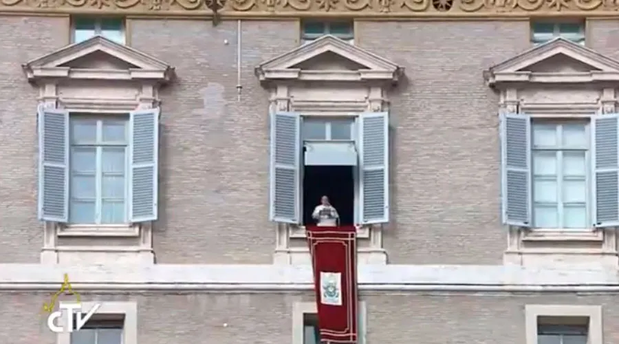 El Papa Francisco durante el Ángelus. Foto: Captura de Youtube