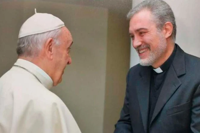 Volvió a la fe en Asís y Juan Pablo II lo ordenó sacerdote, ahora será obispo