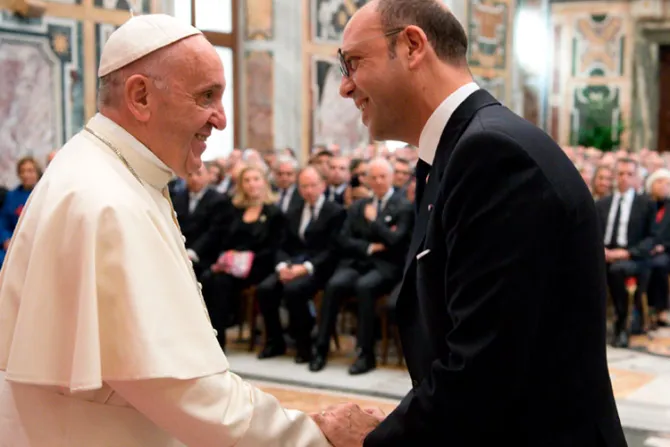El Papa Francisco reclama mayor protección a las víctimas de las guerras