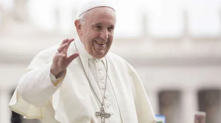 Papa Francisco tendrá como intérprete en Japón a exalumno argentino