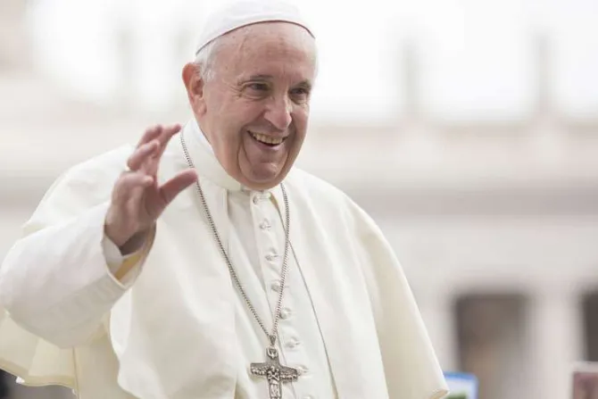 Papa Francisco tendrá como intérprete en Japón a exalumno argentino