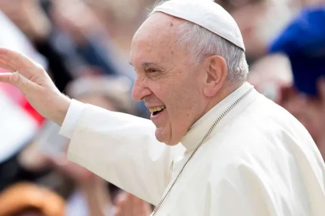 Papa Francisco: Que ejemplo de San Vicente de Paúl nos lleve a un servicio alegre a los necesitados