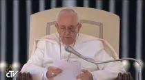El Papa Francisco durante la Audiencia. Foto: Captura Youtube