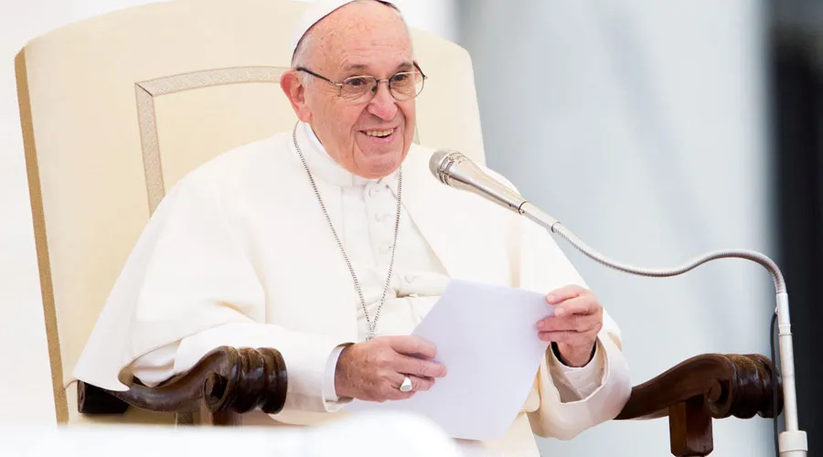 El Papa Francisco durante la Audiencia de este miércoles. Foto: Daniel Ibáñez / ACI Prensa?w=200&h=150
