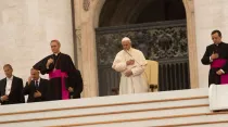 El Papa Francisco durante la Audiencia General. Foto: Marina Testino / ACI Prensa