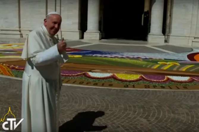 Papa Francisco llegó a Asís y lidera jornada de oración por la paz mundial