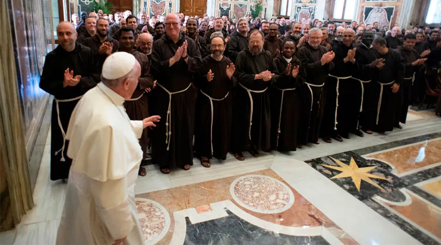 El Papa recibe a los frailes capuchinos. Foto: Vatican Media?w=200&h=150