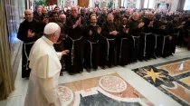 El Papa recibe a los frailes capuchinos. Foto: Vatican Media