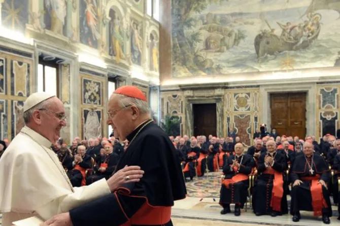 Cardenales felicitan al Papa Francisco en su 50 aniversario de ordenación sacerdotal