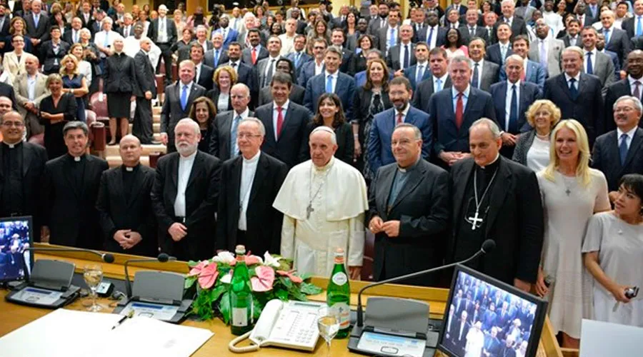 Papa Francisco durante Cumbre contra la trata de personas / Foto: L'Osservatore Romano