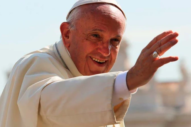 Papa Francisco desea Feliz Navidad a cristianos orientales, que la celebran el 7 de enero