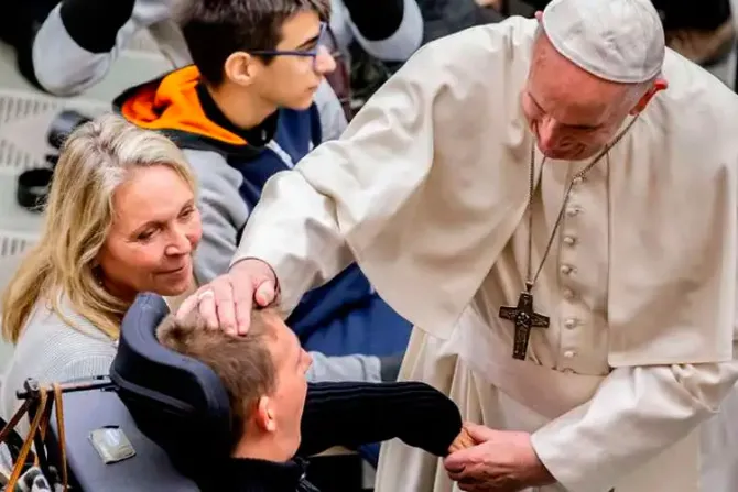 El Papa Francisco envía tierno mensaje a personas con discapacidad en su día