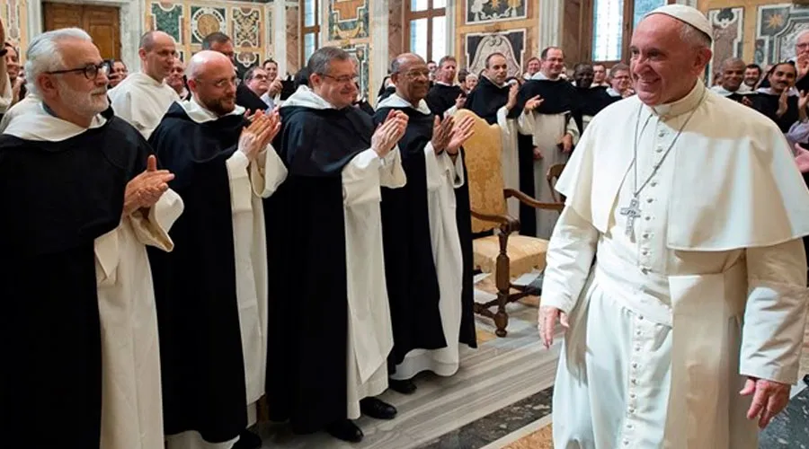 El Papa Francisco se encuentra con miembros de la Orden de Predicadores / Foto: L'Osservatore Romano