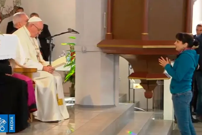 Esta madre de 9 hijos conmovió al Papa Francisco con su testimonio en Estonia
