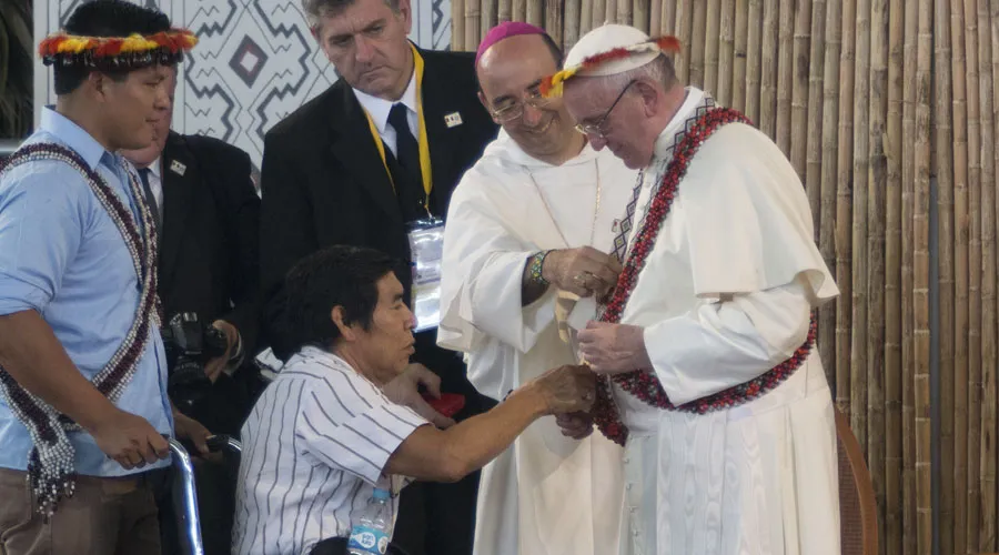 El Papa Francisco en el encuentro con los pueblos amazónicos en Puerto Maldonado. Foto: Eduardo Berdejo (ACI Prensa)