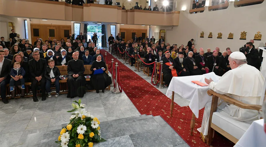 El Papa durante el encuentro mantenido en Skopje. Foto: Vatican Media?w=200&h=150