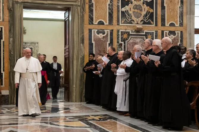 El Papa Francisco agradece a esta Orden religiosa por ser como el buen samaritano