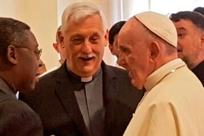 El Papa Francisco visita a jesuitas por la fiesta de San Ignacio de Loyola