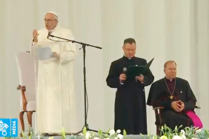 Discurso del Papa Francisco a los jóvenes junto a la Catedral de Vilna, Lituania
