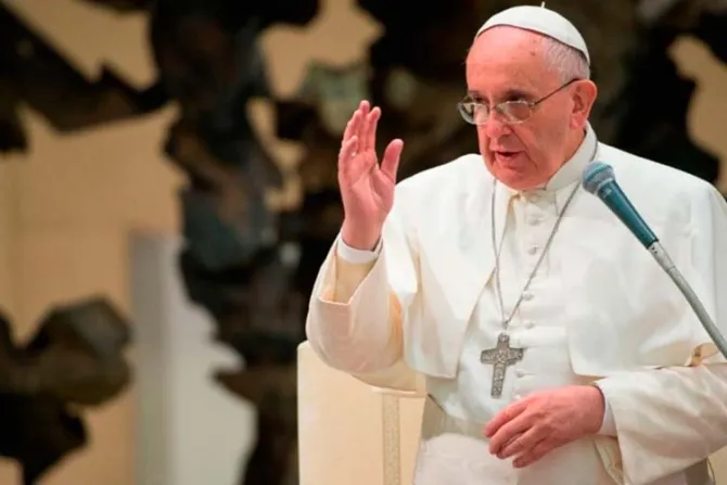 Que nunca más se justifique la guerra en nombre de Dios, reclama el Papa Francisco