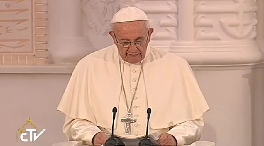 Papa Francisco en el encuentro interreligioso en Azerbaiyán. Captura Youtube CTV?w=200&h=150