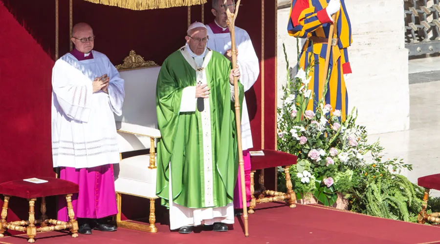 Comienza en Roma el Sínodo de los Obispos con una Misa presidida por el Papa Francisco