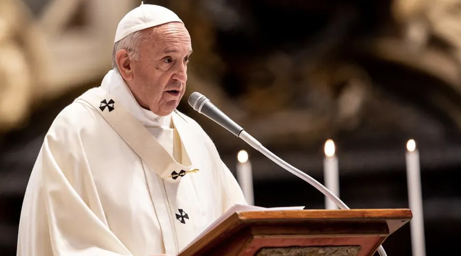 Papa Francisco pide a Cáritas evitar la tentación de tener todo bajo control