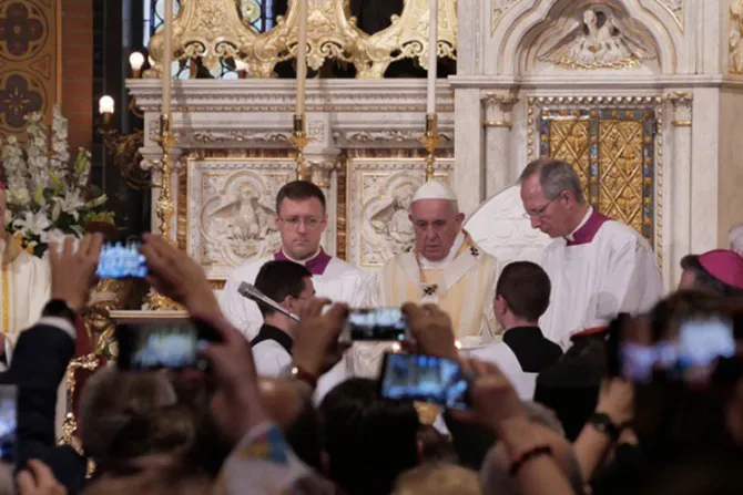 Papa Francisco revela cuál es el secreto de la alegría de la Virgen María 