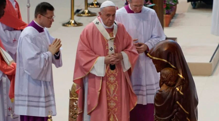 El Papa Francisco durante la Misa celebrada en Rabat. Foto: ACI Prensa?w=200&h=150