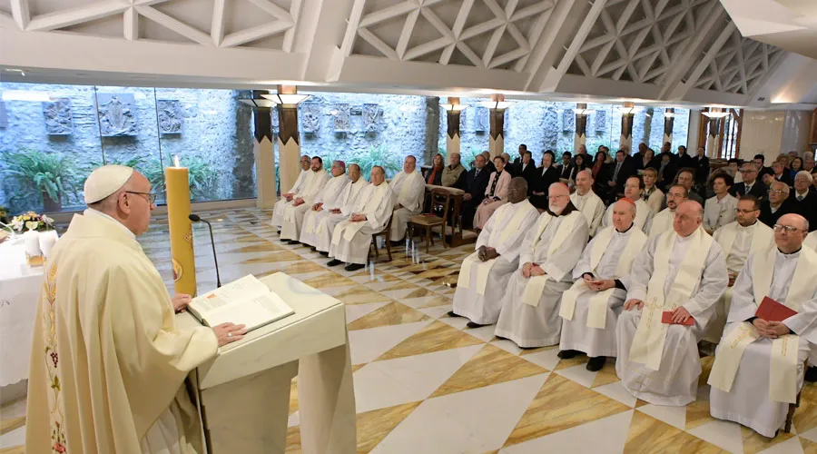 El Papa Francisco durante su predicación en la Casa Santa Marta / Foto: Daniele Garofani (L'Osservatore Romano)?w=200&h=150