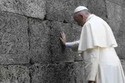 Los 6 gestos del Papa Francisco que conmovieron al mundo en su visita a Auschwitz