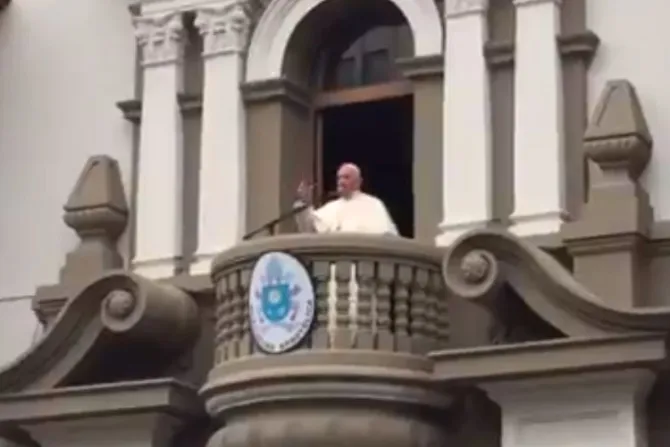 El Papa en Perú: Acompáñenme a Trujillo, yo volando y ustedes rezando [VIDEO]