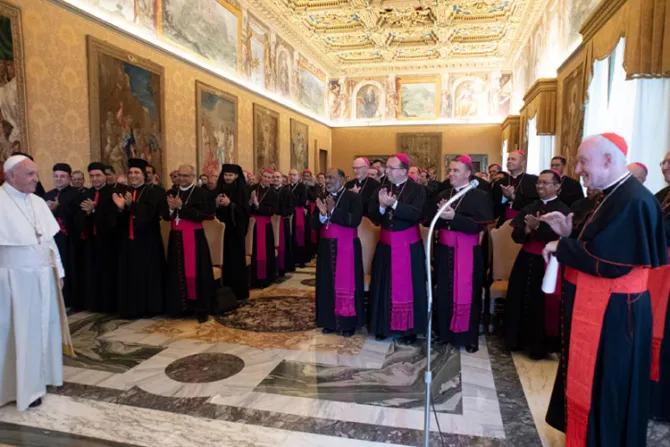 El Papa a los Obispos orientales: “No os dejéis tentar por cuentos de desastres”