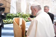 Papa Francisco visita santuario de Knock, lugar de las apariciones en Irlanda