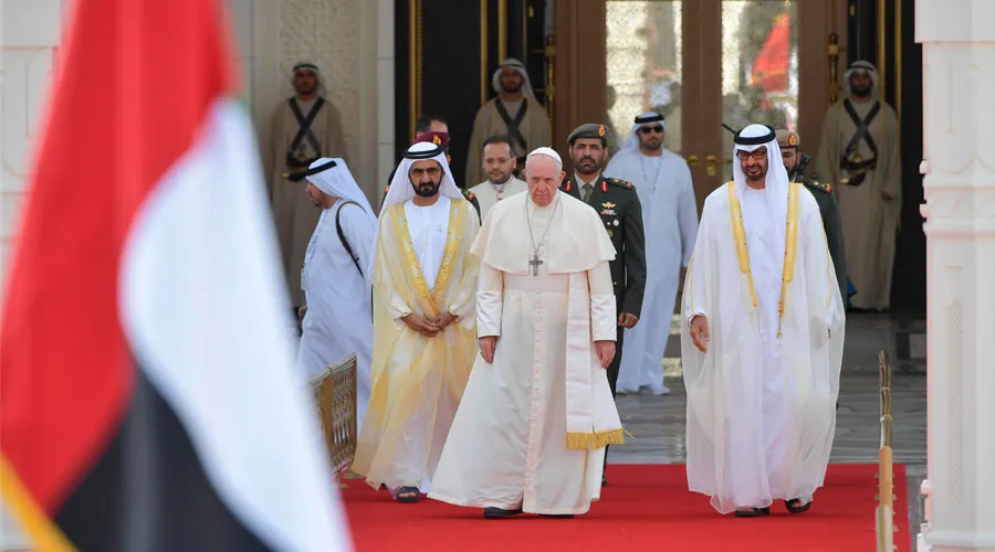 El Papa Francisco durante la recepción en el Palacio Presidencial. Foto: Vatican Media?w=200&h=150