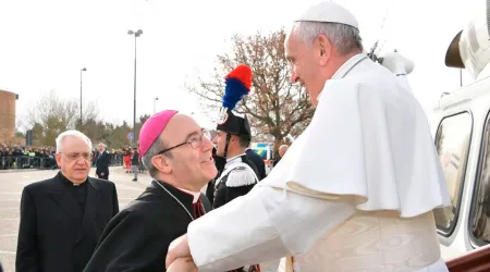 El Papa llega a Pietrelcina para celebrar el centenario de los estigmas del P. Pío