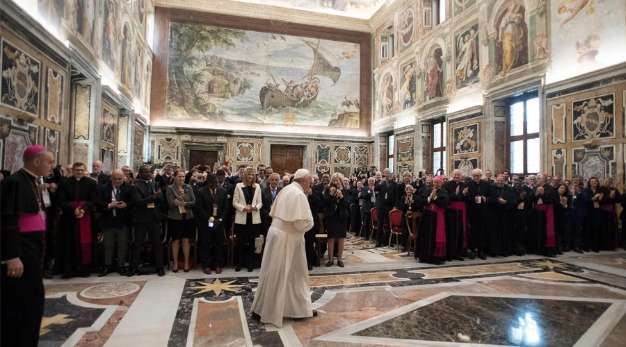 El Papa Francisco durante la audiencia. Foto: Vatican Media?w=200&h=150