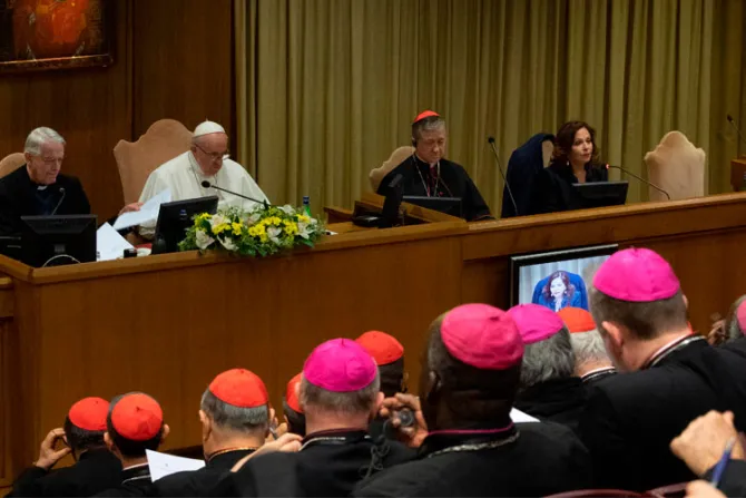 El Papa Francisco obliga a denunciar ante la justicia vaticana casos de abusos