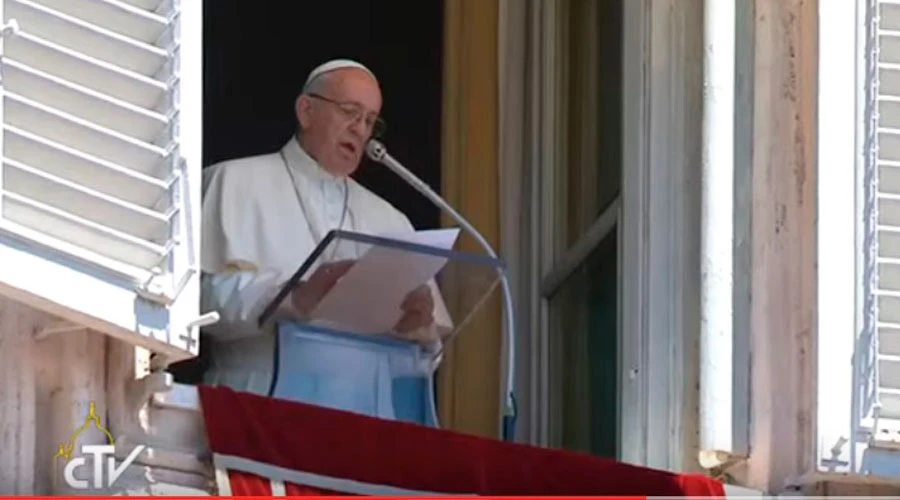 El Papa Francisco en la ventana del Palacio Apostólico. Foto: Captura Youtube?w=200&h=150