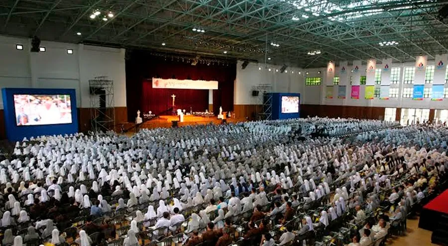 Papa Francisco en encuentro con religiosas / Foto: Alan Holdren (ACI Prensa)?w=200&h=150