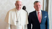 El Papa Francisco junto al Rey de Jordania. Foto: L'Osservatore Romano