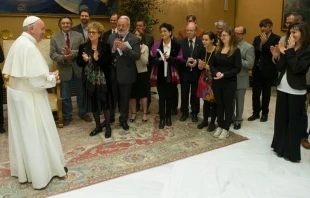El Papa Francisco habla con los participantes en el congreso cientu00edfico / Foto: L'Osservatore Romano 