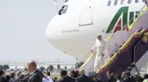 El Papa Francisco llega a Tailandia. Foto: Hannah Brockhaus / ACI Prensa