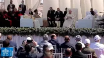 El Papa Francisco durante el encuentro interreligioso en la Llanura de Ur. Créditos: Captura Vatican Media