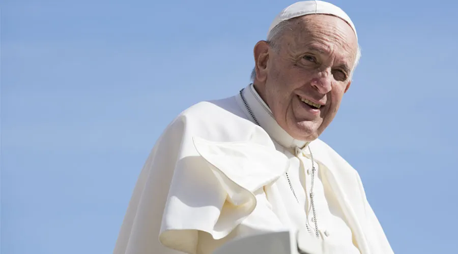El Papa apela a los creyentes de todas las religiones para construir un mundo de paz