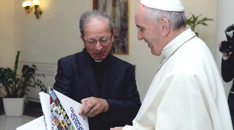Papa Francisco y el P. Anastasio Gil, director de OMP España. Foto: OMP España. ?w=200&h=150